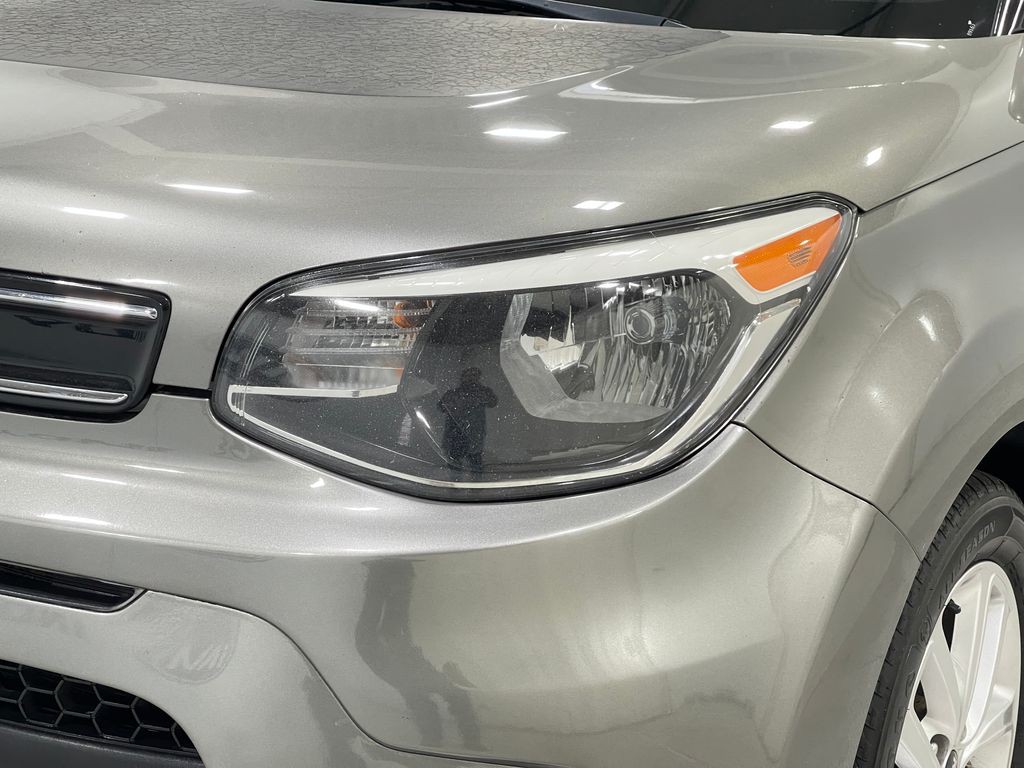 2017 Kia Soul Image 30