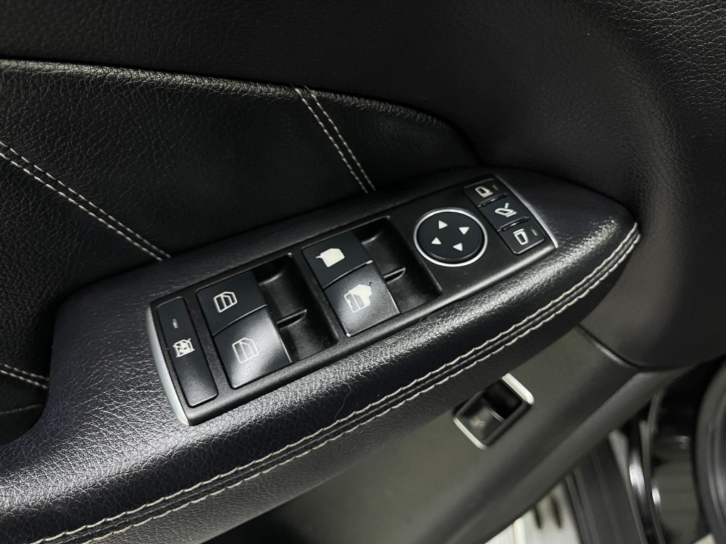 2016 Mercedes-Benz GL-Class Image 18