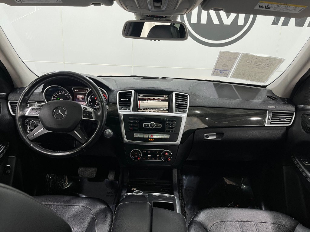 2016 Mercedes-Benz GL-Class Image 21