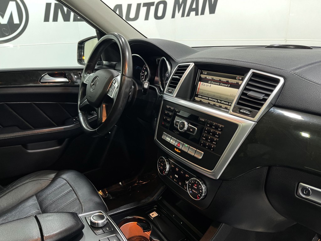 2016 Mercedes-Benz GL-Class Image 22