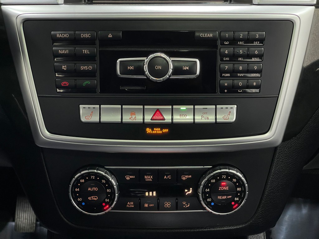 2016 Mercedes-Benz GL-Class Image 27