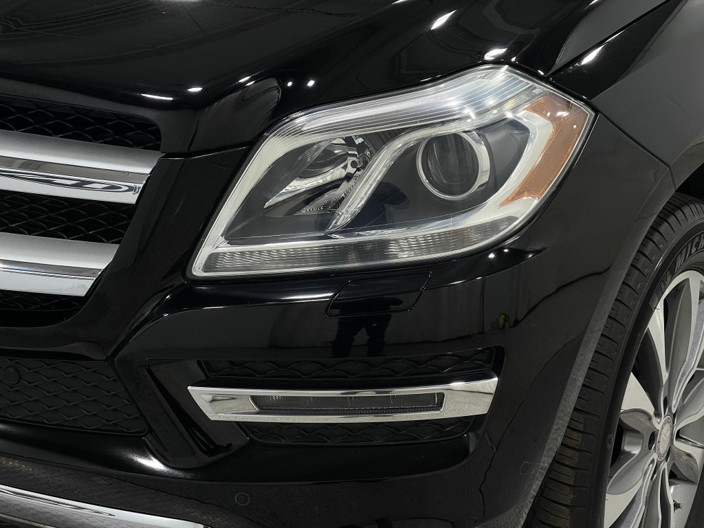 2016 Mercedes-Benz GL-Class Image 37