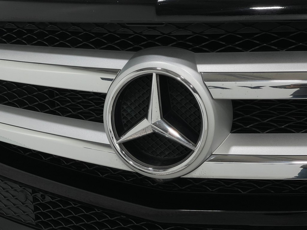 2016 Mercedes-Benz GL-Class Image 42