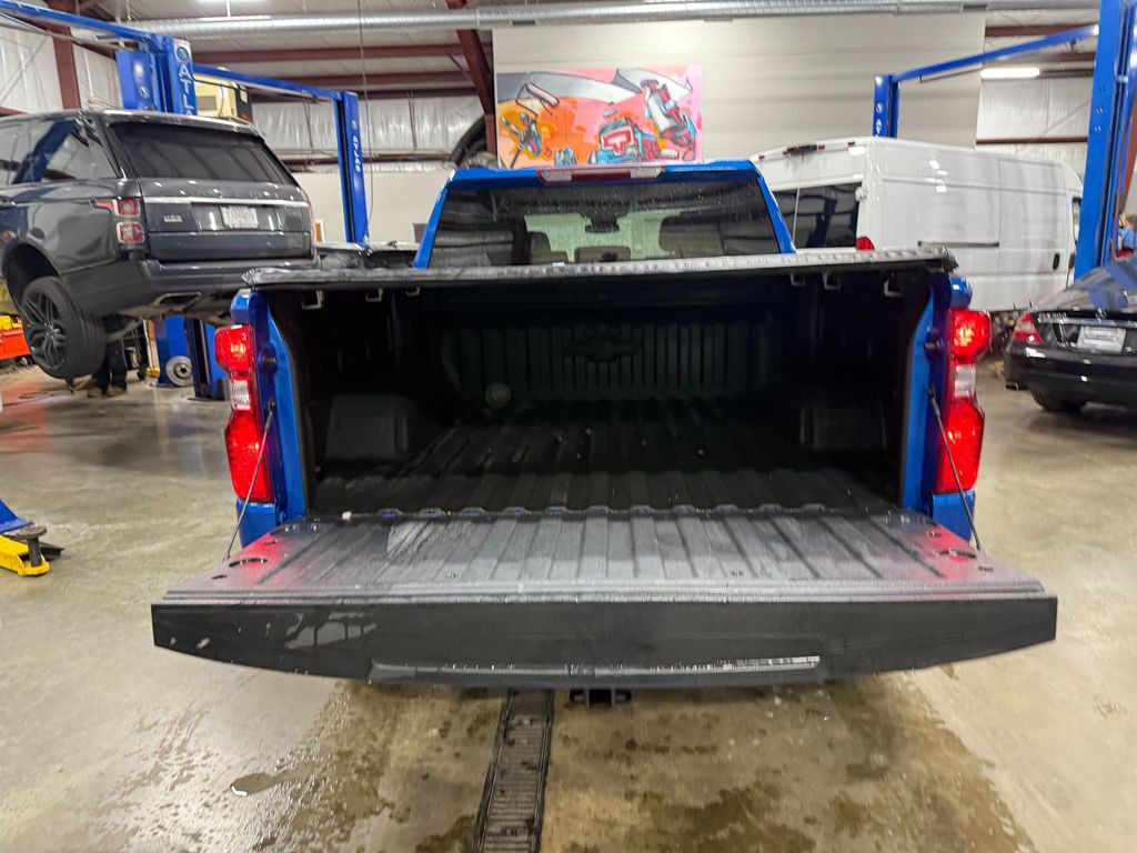 2022 Chevrolet Silverado 1500 Image 9