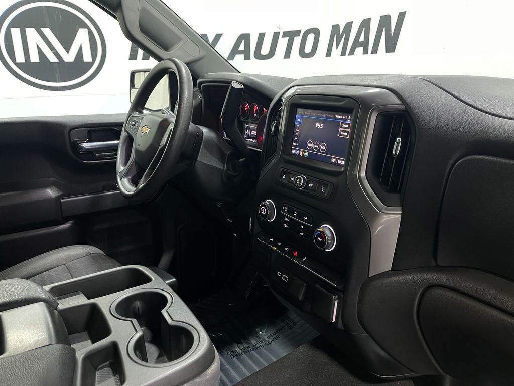 2022 Chevrolet Silverado 1500 Image 18
