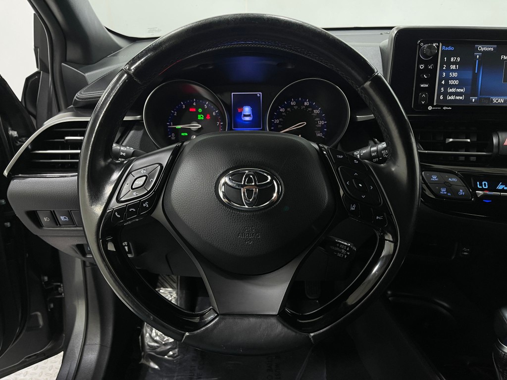 2018 Toyota C-HR Image 20