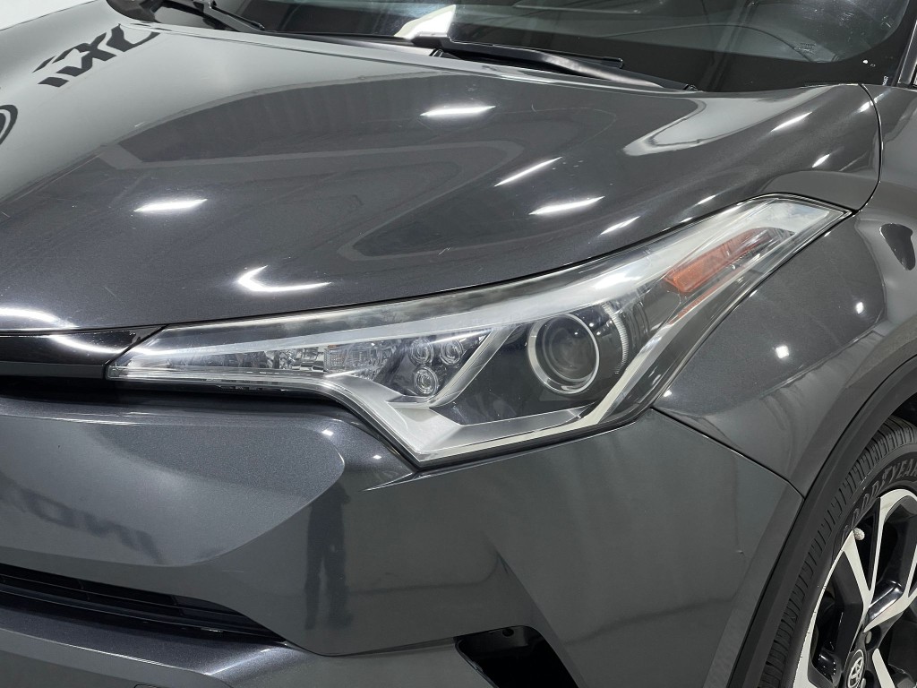 2018 Toyota C-HR Image 31