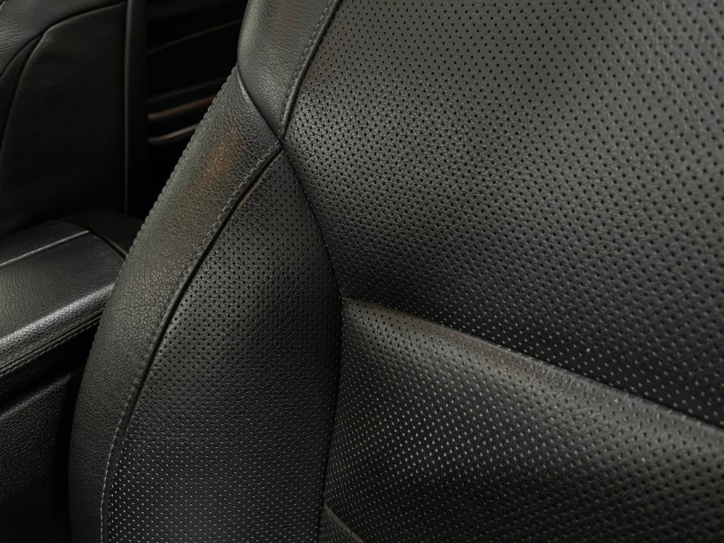 2017 Mercedes-Benz GLS-Class Image 19