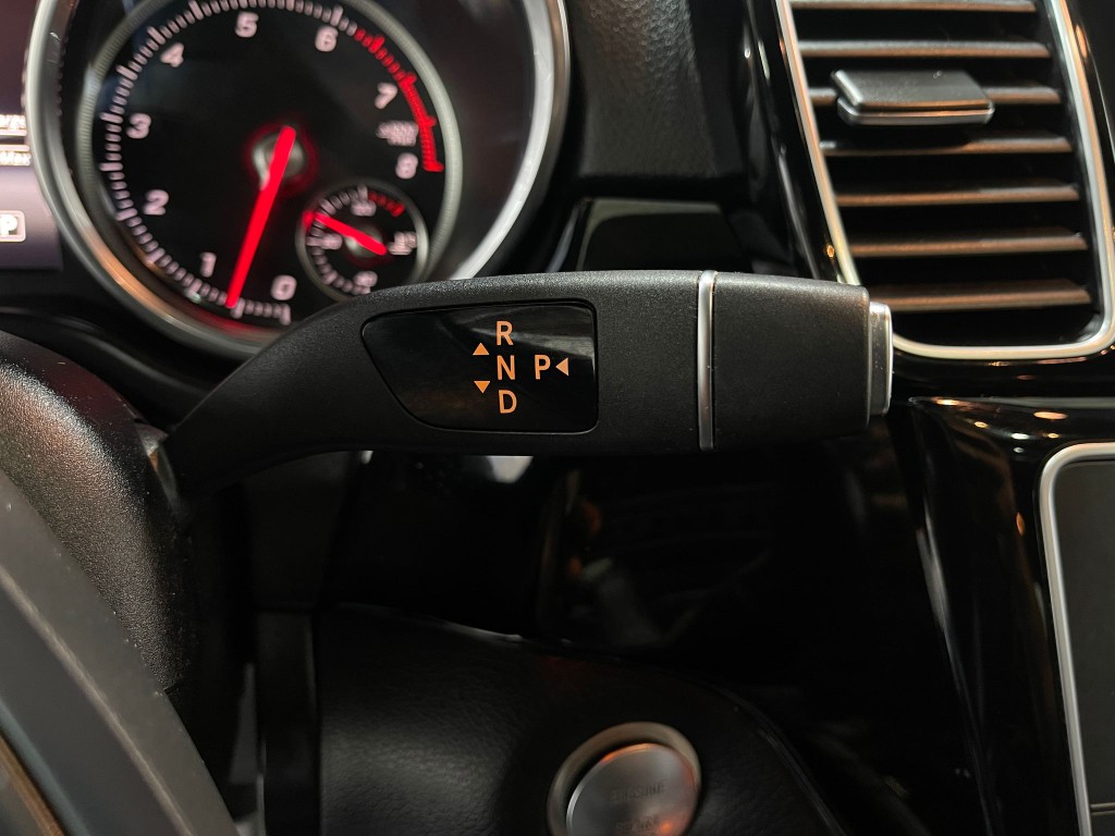 2017 Mercedes-Benz GLS-Class Image 31