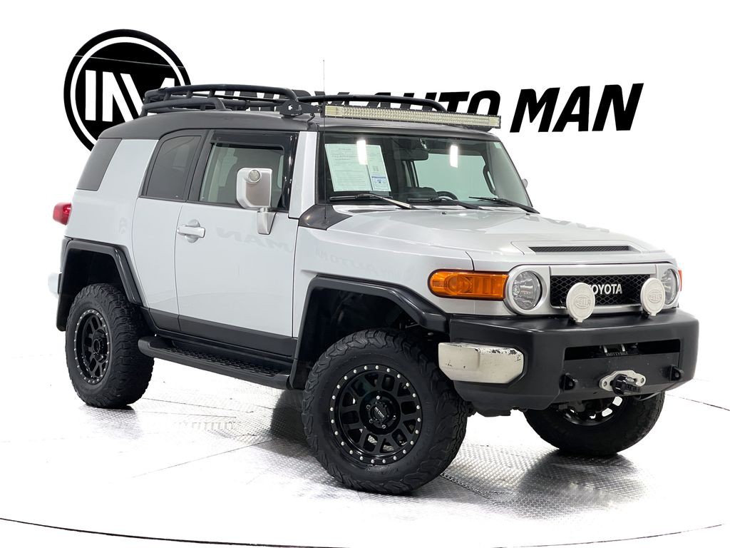 2007 Toyota FJ Cruiser Image 2