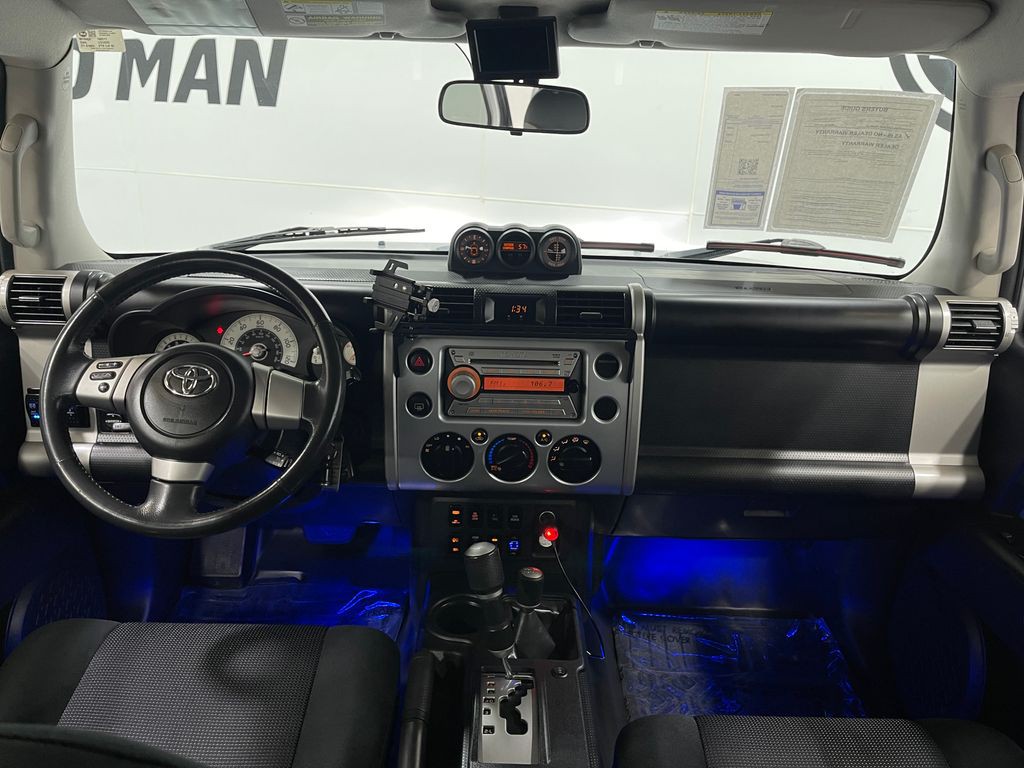 2007 Toyota FJ Cruiser Image 15