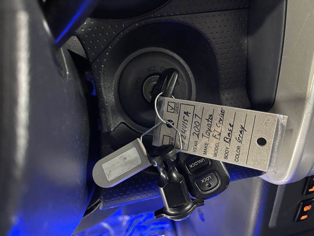 2007 Toyota FJ Cruiser Image 17