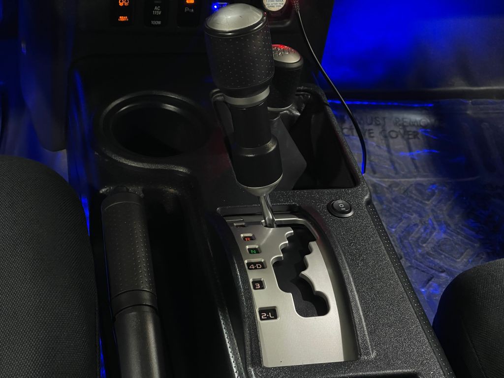 2007 Toyota FJ Cruiser Image 28