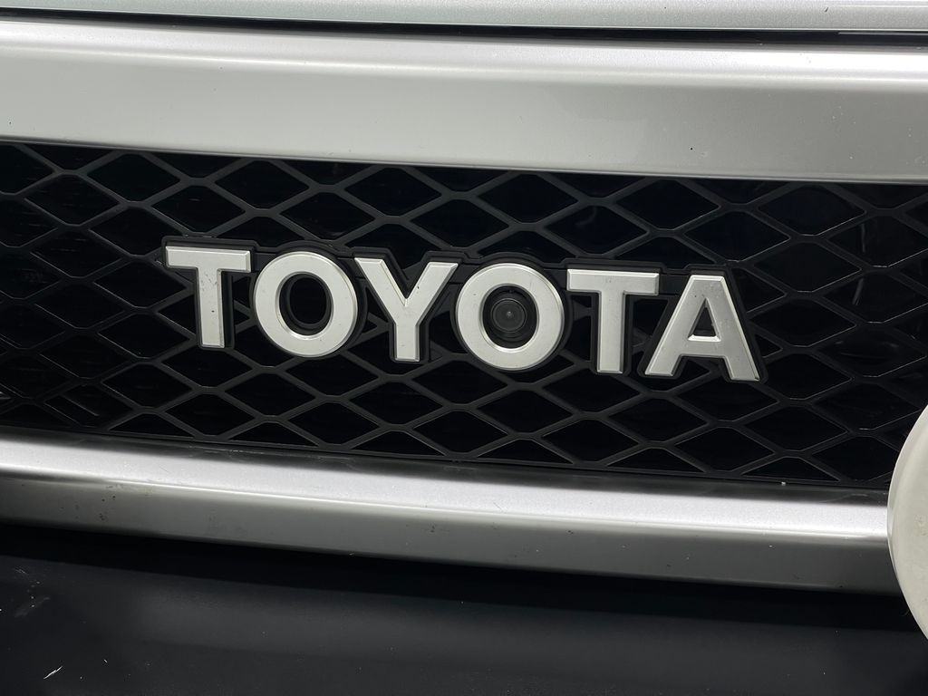 2007 Toyota FJ Cruiser Image 39