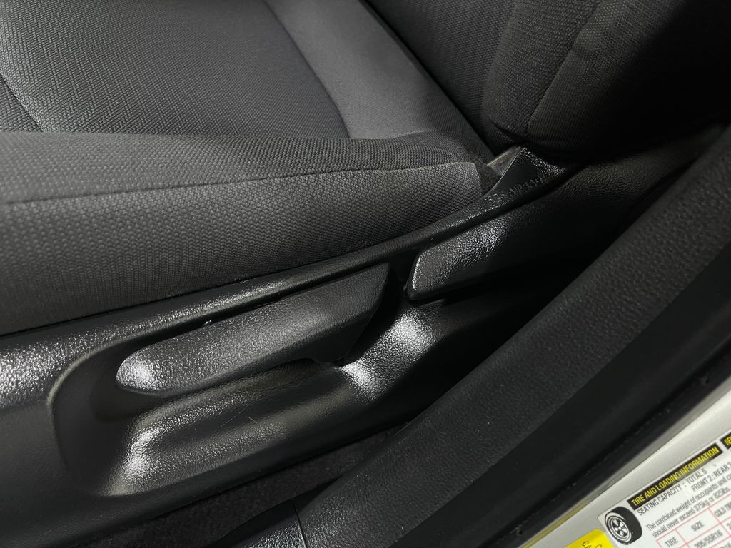 2021 Toyota Corolla Image 15