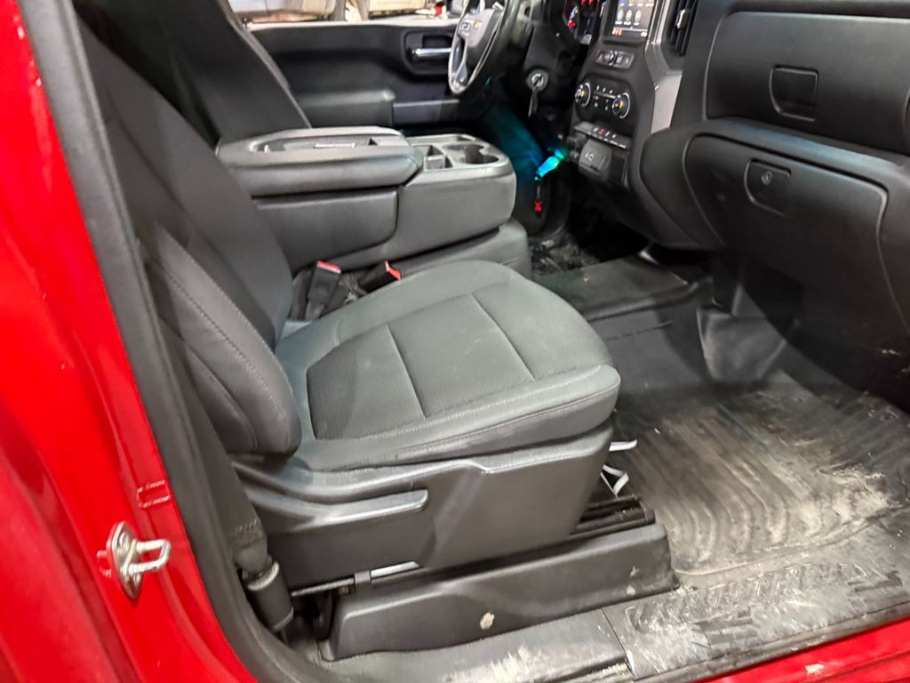 2021 Chevrolet Silverado 1500 Image 7