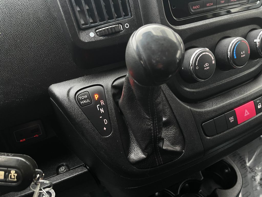 2021 RAM Promaster Image 25