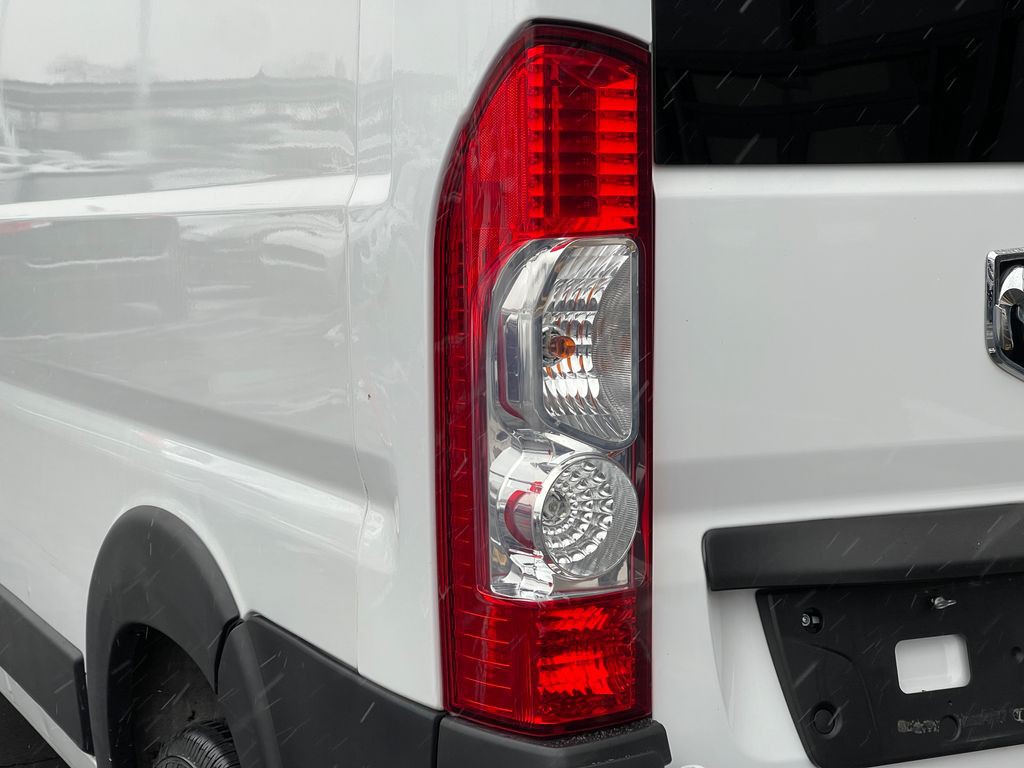 2021 RAM Promaster Image 30