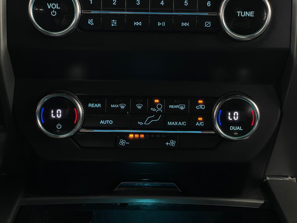 2019 Ford Expedition Image 24