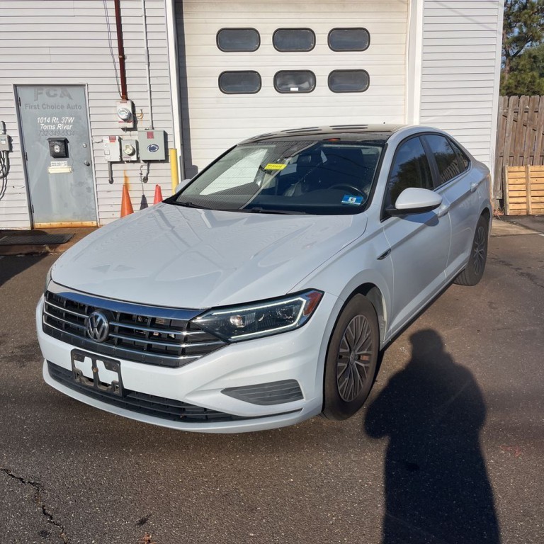 2019 Volkswagen Jetta Image 2