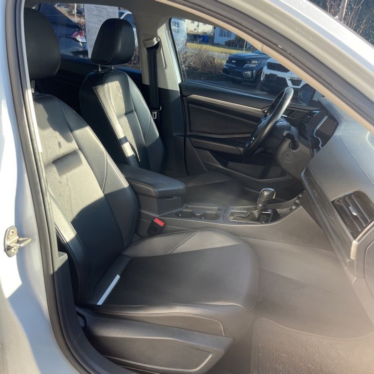 2019 Volkswagen Jetta Image 6