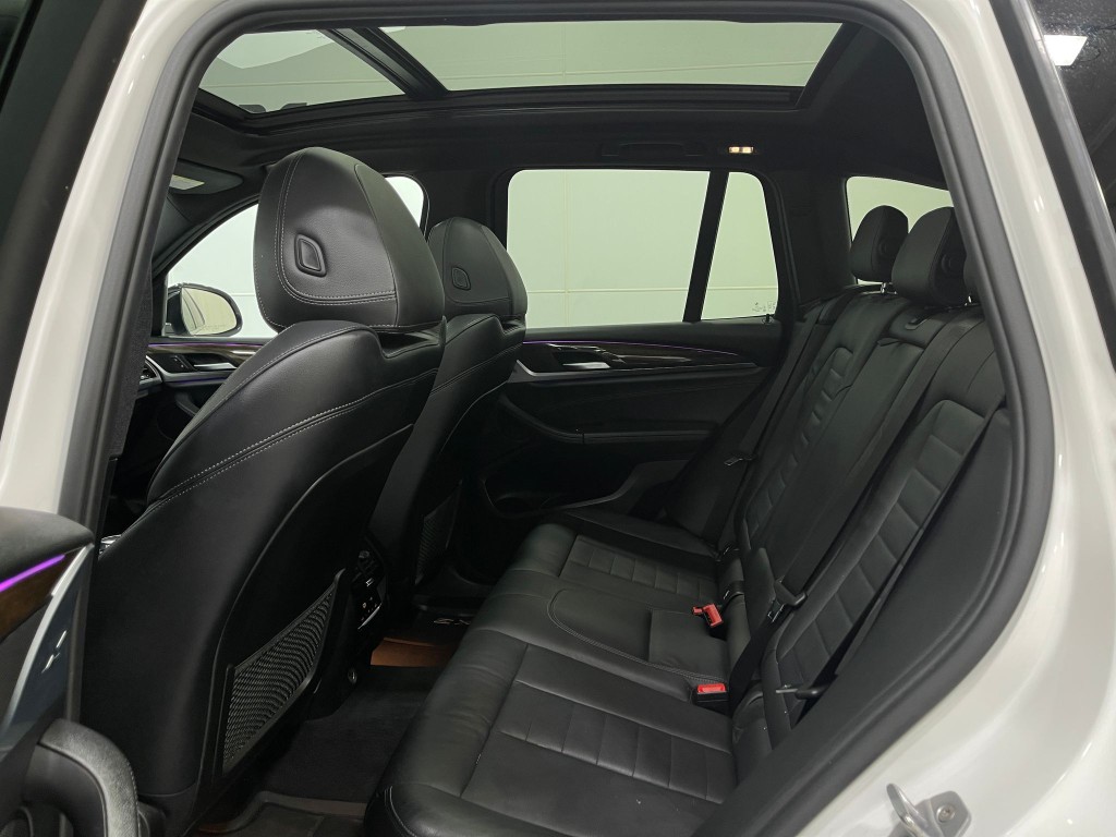 2018 BMW X3 Image 30