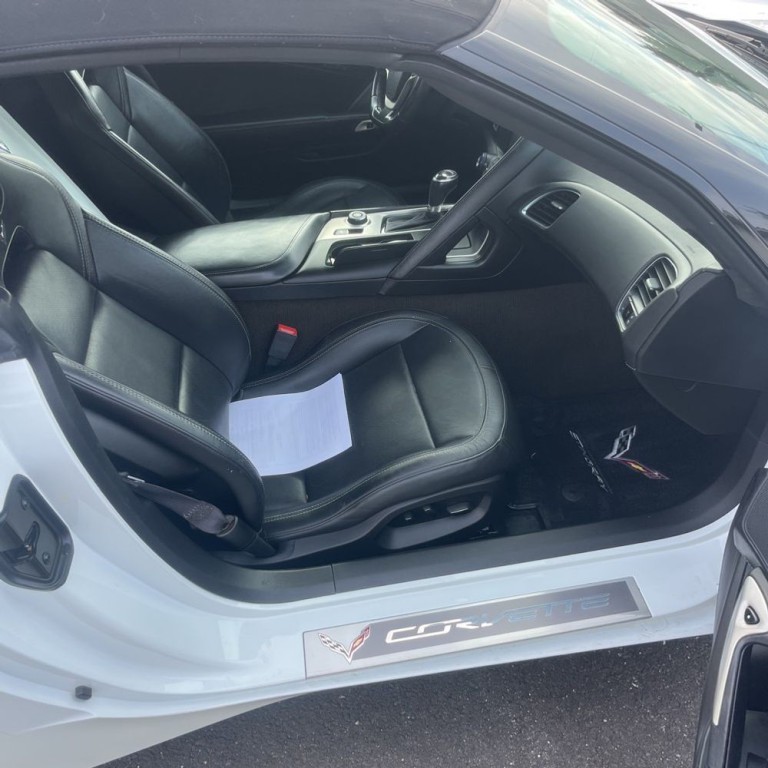 2016 Chevrolet Corvette Image 9