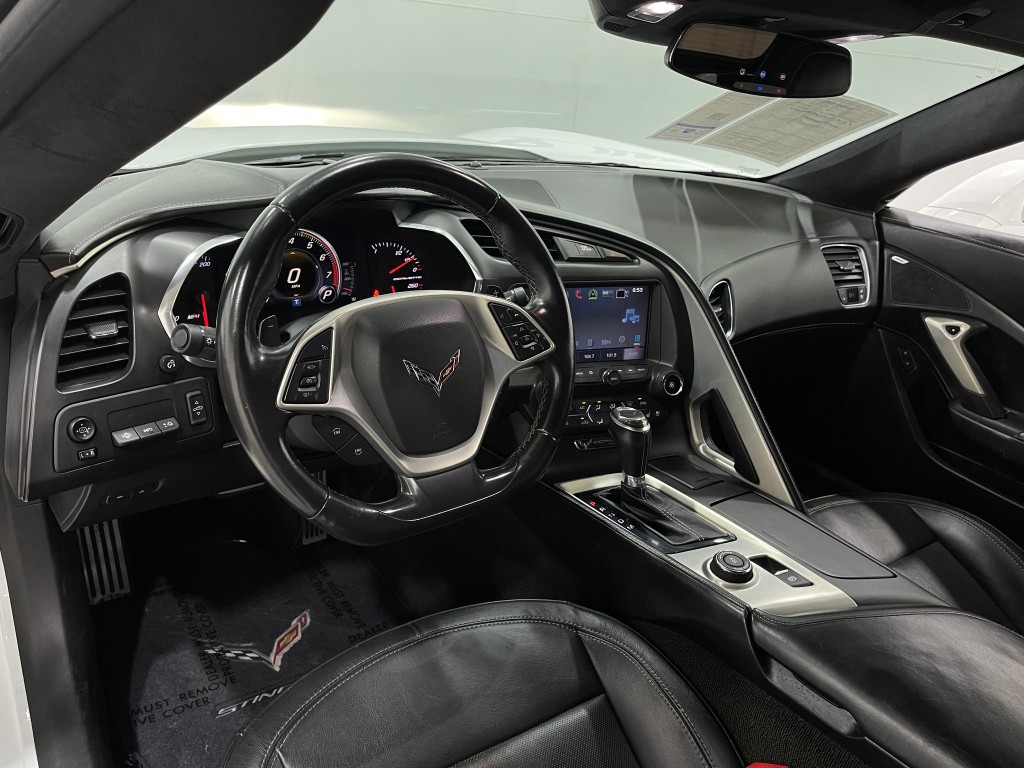 2016 Chevrolet Corvette Image 19