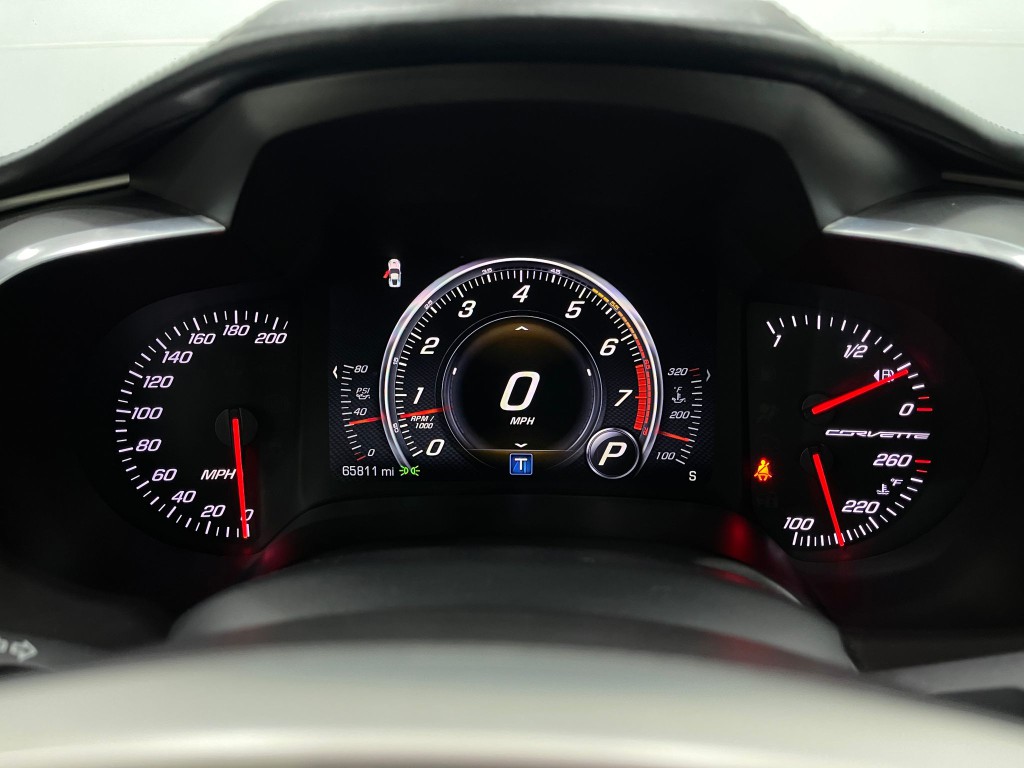 2016 Chevrolet Corvette Image 23