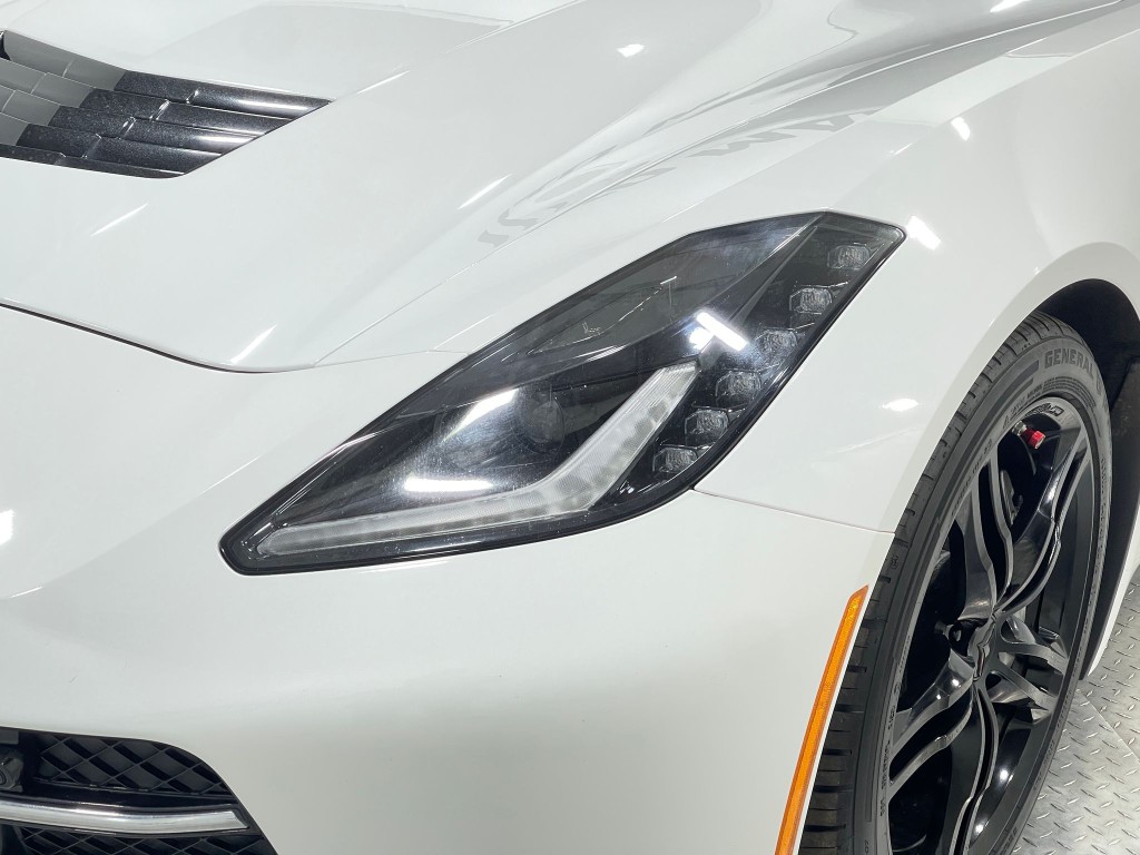 2016 Chevrolet Corvette Image 30