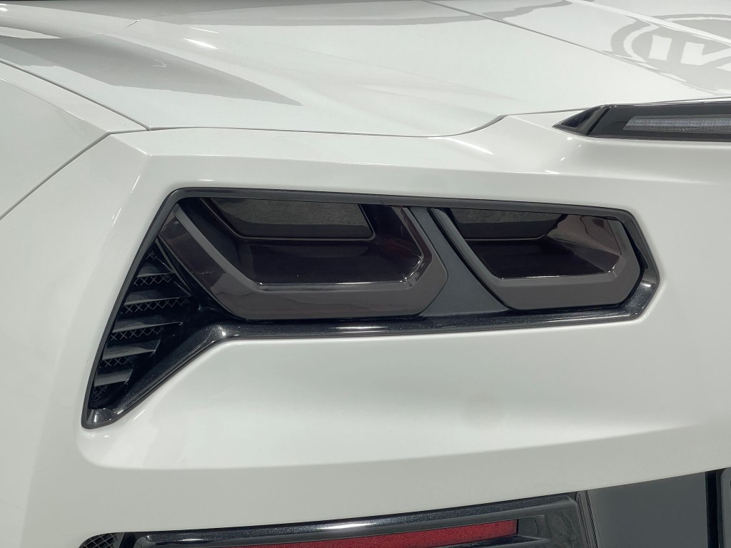 2016 Chevrolet Corvette Image 31