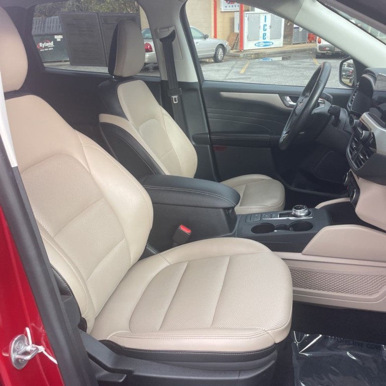 2021 Ford Escape Image 6