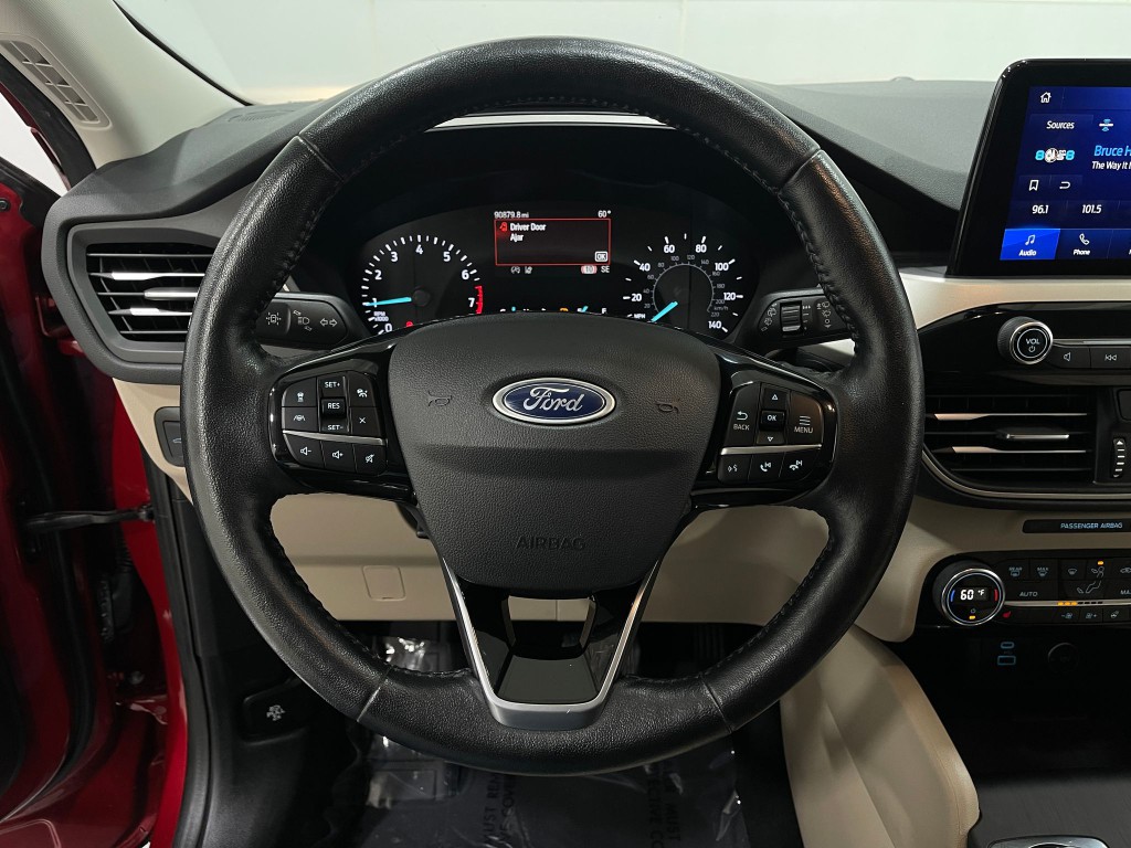 2021 Ford Escape Image 21