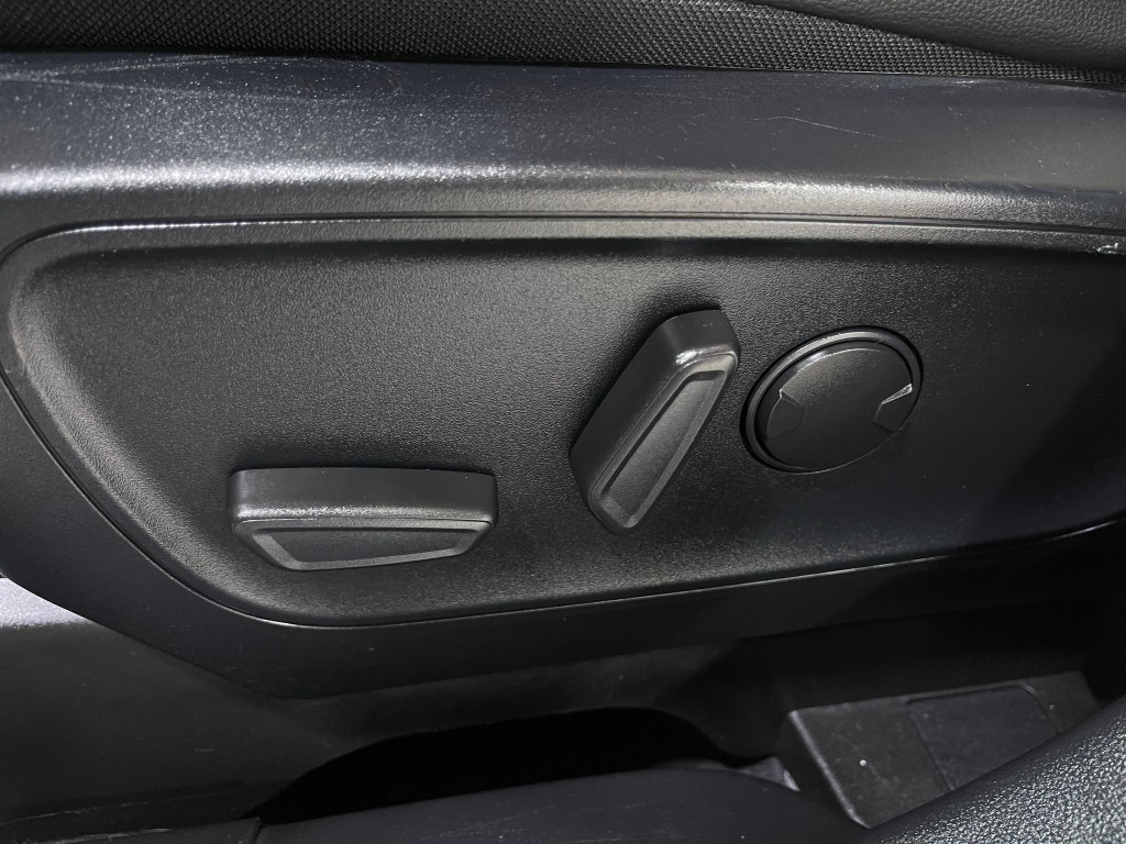 2021 Ford Escape Image 16