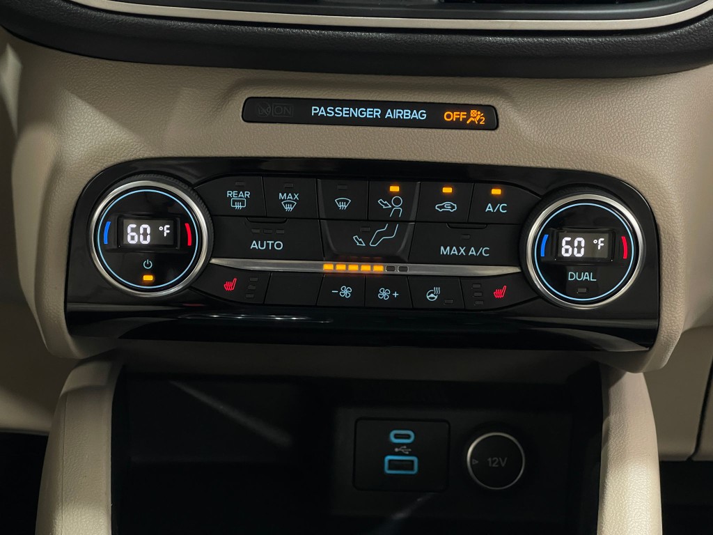2021 Ford Escape Image 24