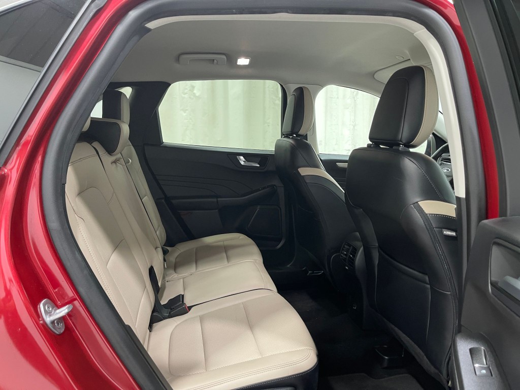 2021 Ford Escape Image 30