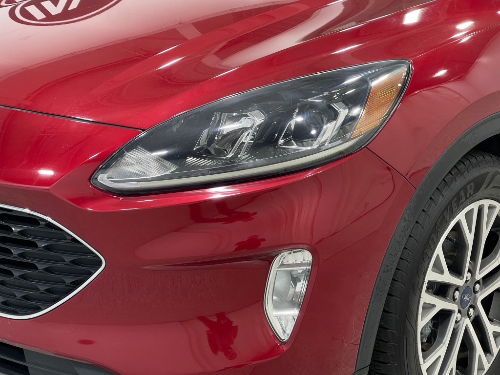 2021 Ford Escape Image 32