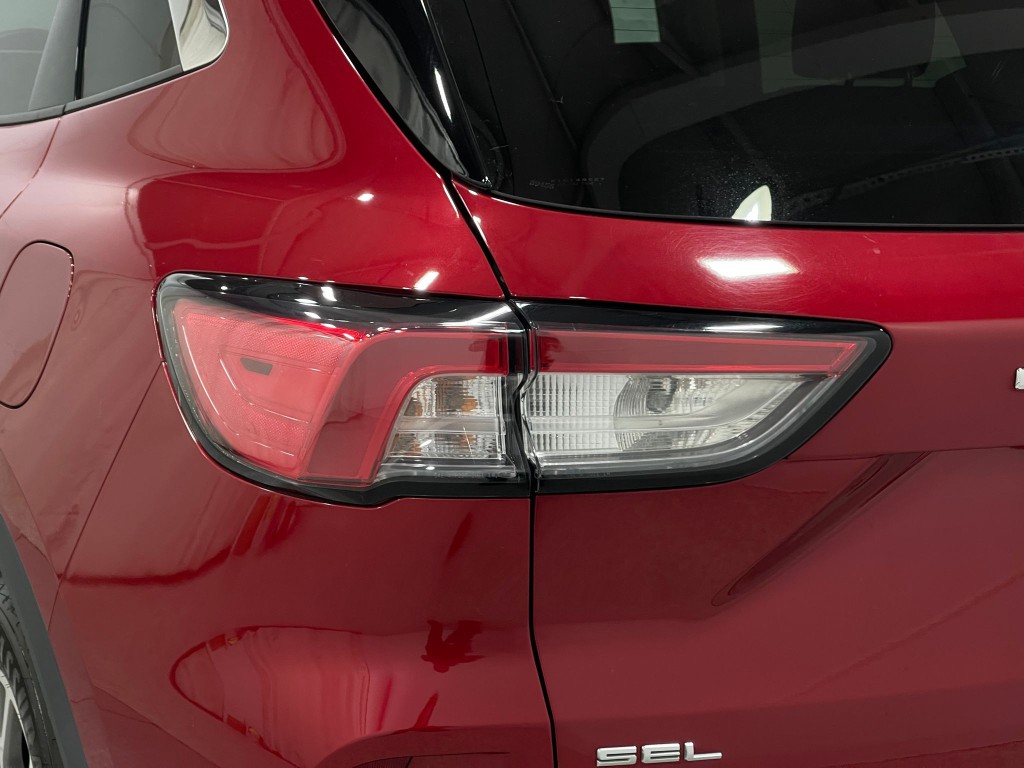 2021 Ford Escape Image 33