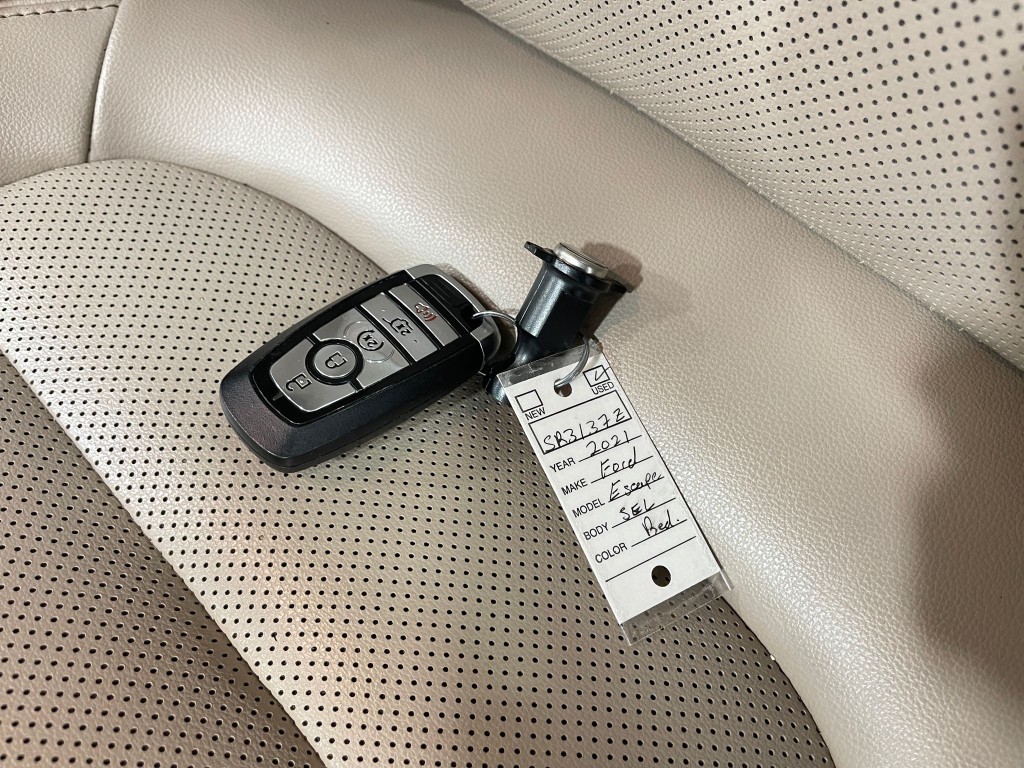 2021 Ford Escape Image 36