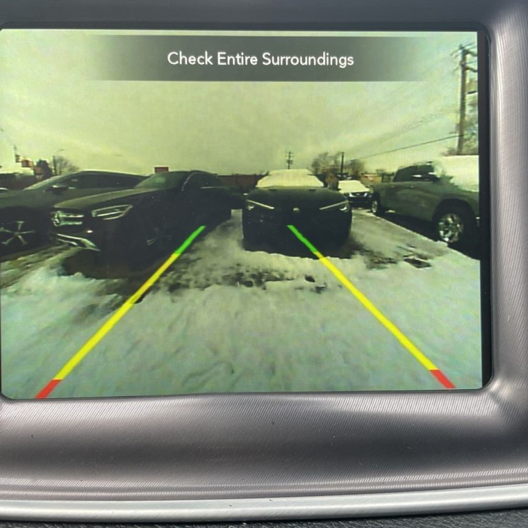 2022 Dodge Challenger Image 10