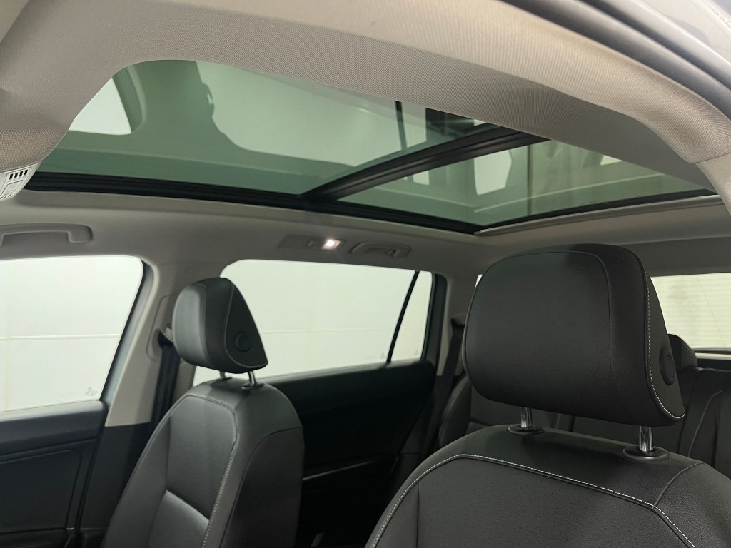 2021 Volkswagen Tiguan Image 11