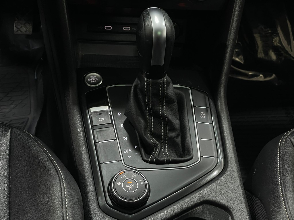 2021 Volkswagen Tiguan Image 28