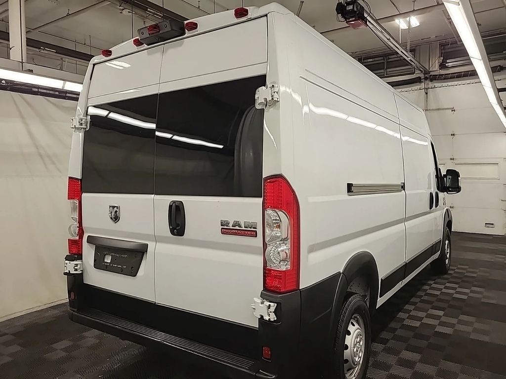2021 RAM Promaster Image 3
