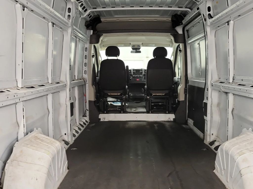 2021 RAM Promaster Image 8