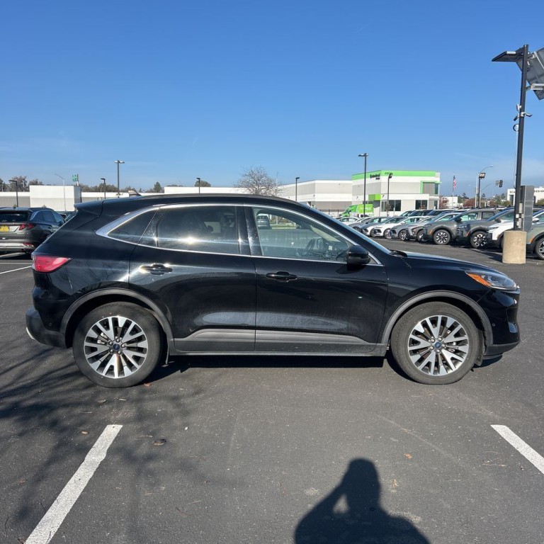 2020 Ford Escape Image 3