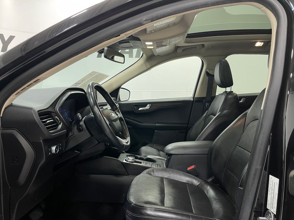 2020 Ford Escape Image 14