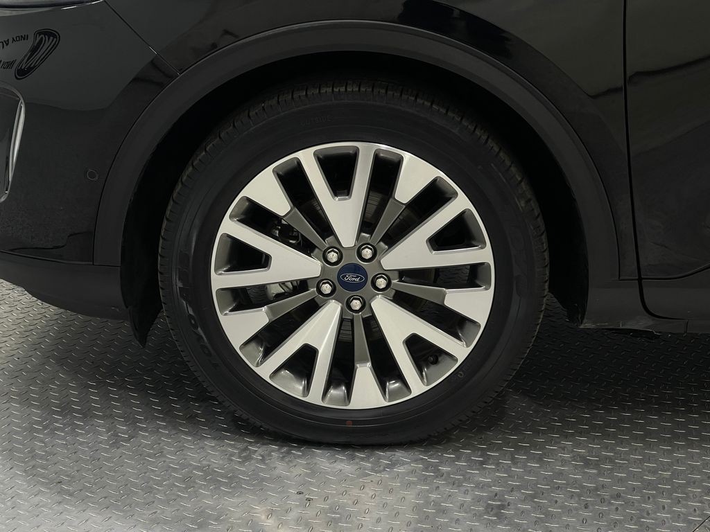 2020 Ford Escape Image 36