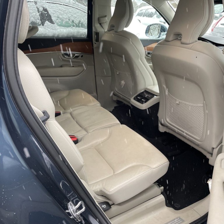 2022 Volvo XC90 Image 11