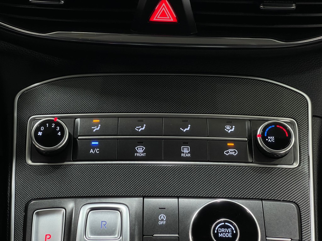 2021 Hyundai Santa Fe Image 23