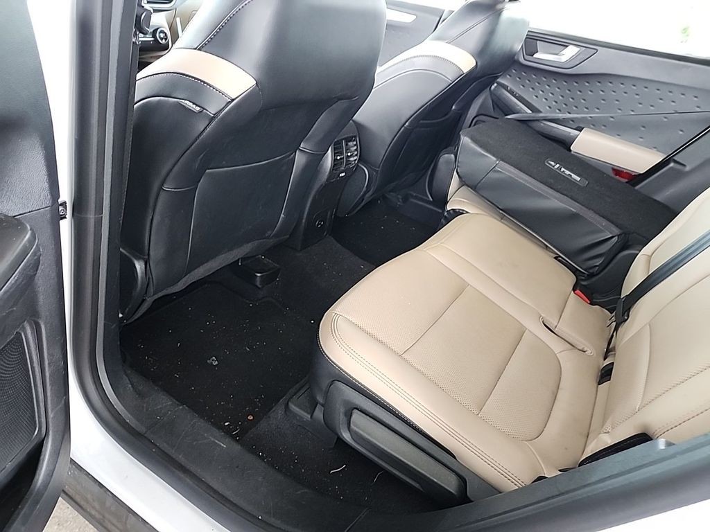 2020 Ford Escape Image 6